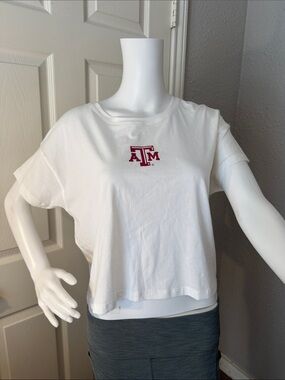 New with tags LULULEMON Sz 8 Cates Tee White A&M Crop Tee